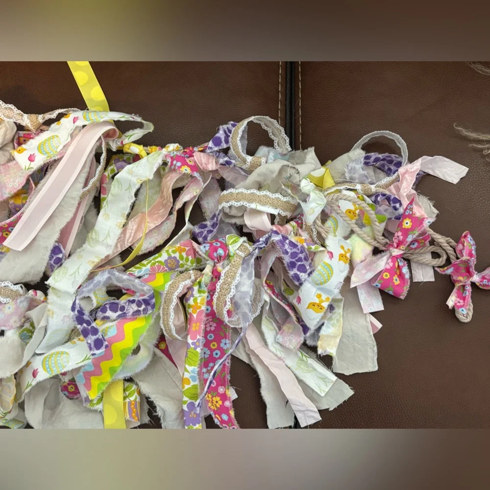 NWT Charming Easter Fabric Garland - Picture 3 of 5